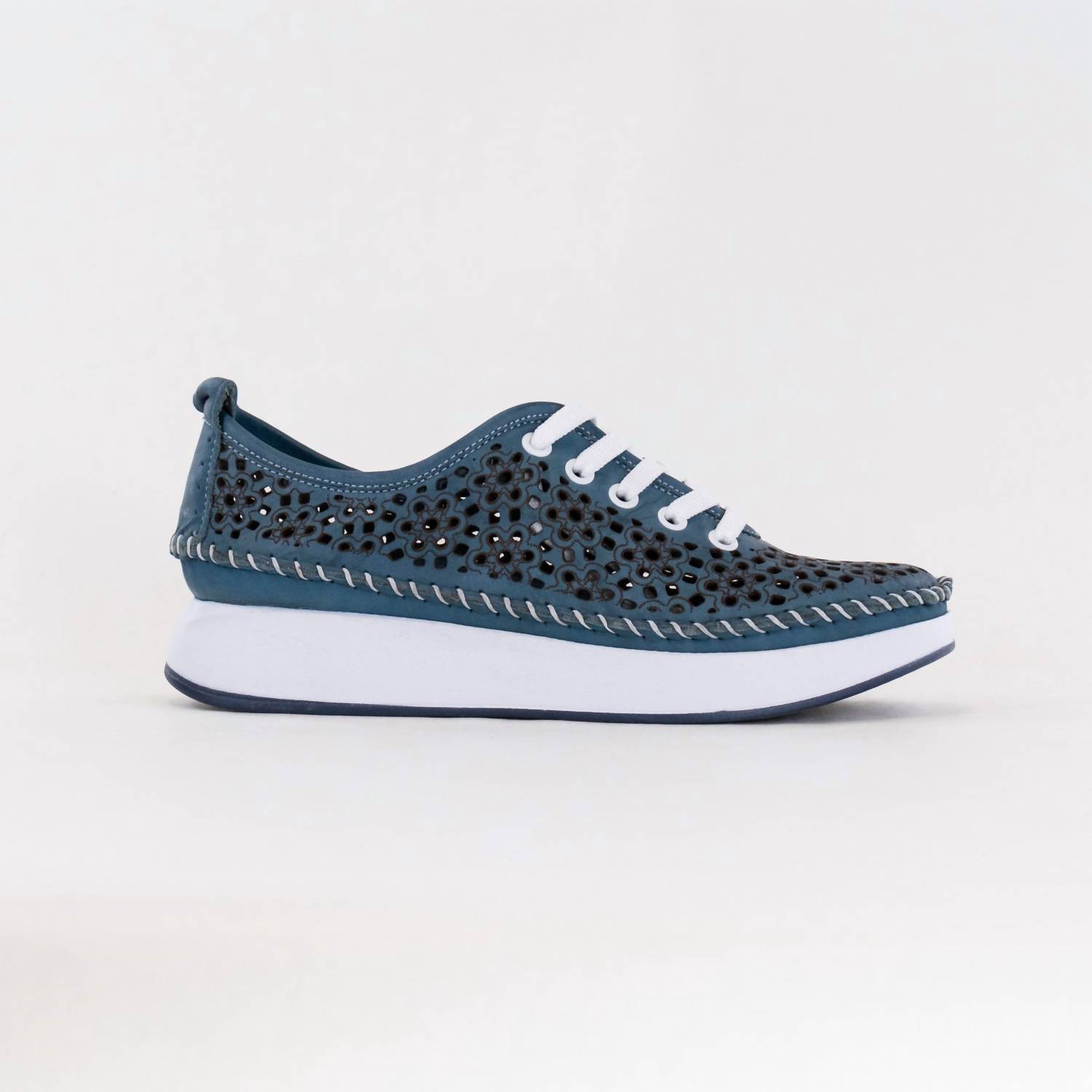 New Spring Step Shoes Women's Youlanda Sneaker In Blue